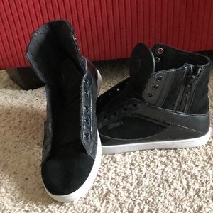 Black Pastry shoe